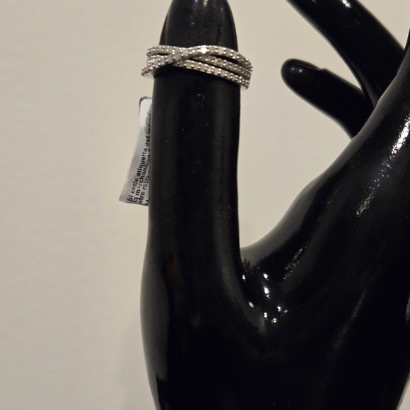 Brand new Diamond ring 0.47ct tw - Picture 3 of 5